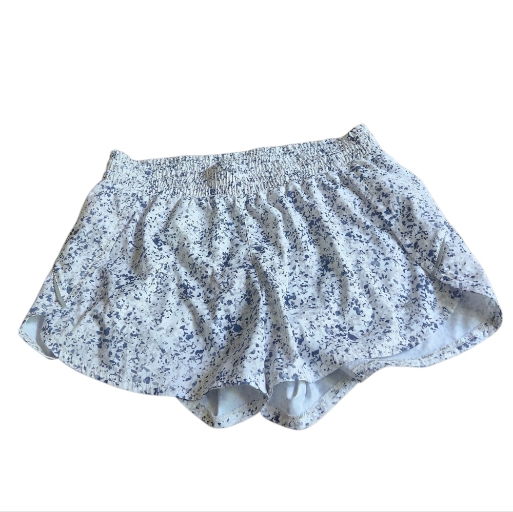 Athleta Women’s Racer Run Silky Shorts 4.5” Inseam Brief Lined White Gray Size M